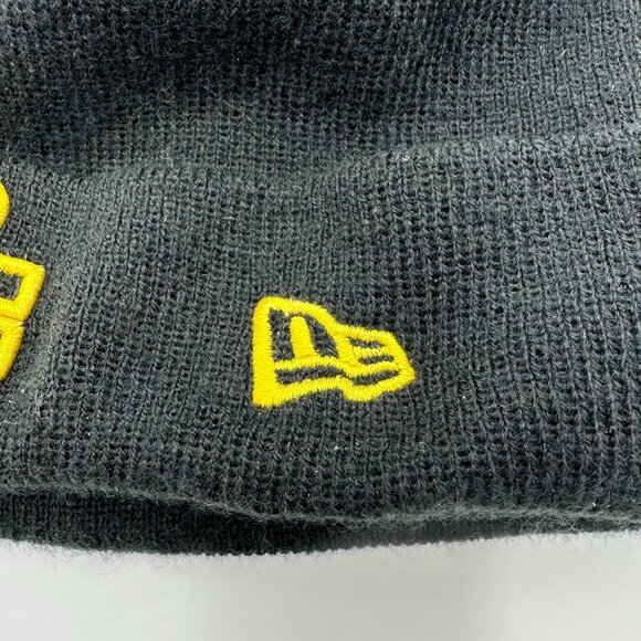 New Era Star Wars Black and Yellow Beanie Hat / New with Tags - Picture 11 of 12
